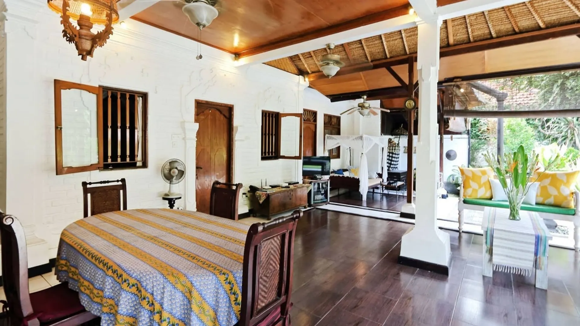 Villa Riddi Seminyak  Indonesia